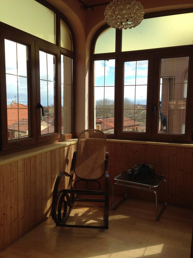 Villa Boleta A 5 Minutos De Leon, Casa Con Jardin à San Andrés del Rabanedo Extérieur photo