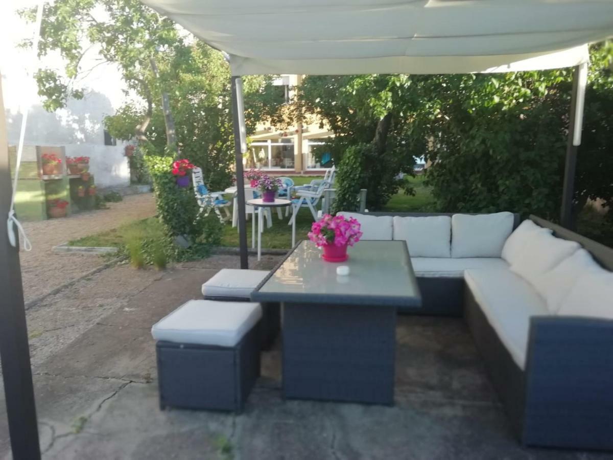 Villa Boleta A 5 Minutos De Leon, Casa Con Jardin à San Andrés del Rabanedo Extérieur photo